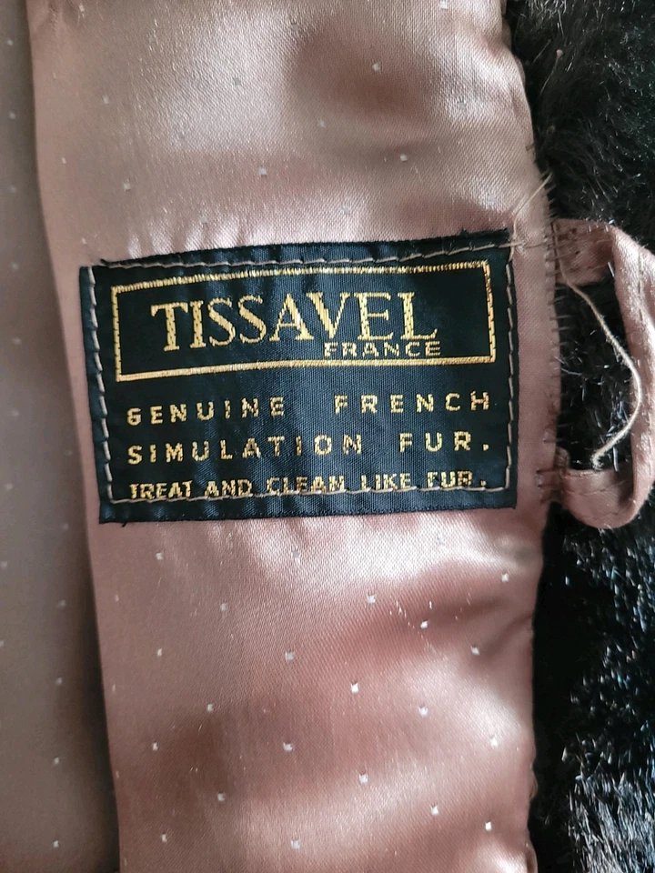 Vintage Tissavel Faux Fur Coat – 80s/90s Dark Brown Plush Jacket, Made in France - Image 4 of 4