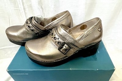 Nurse Mates Leather Doctor Medical Aesthetician Gold Clogs Iridescent Sz 7.5 NWT