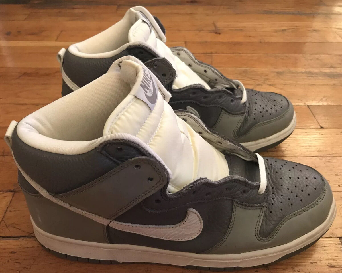 2001 Nike Dunk High (Used / Men's Size 10) Grey White 630383 2001 Nike Dunk High (Used / Men's Size 10) Grey White 630383