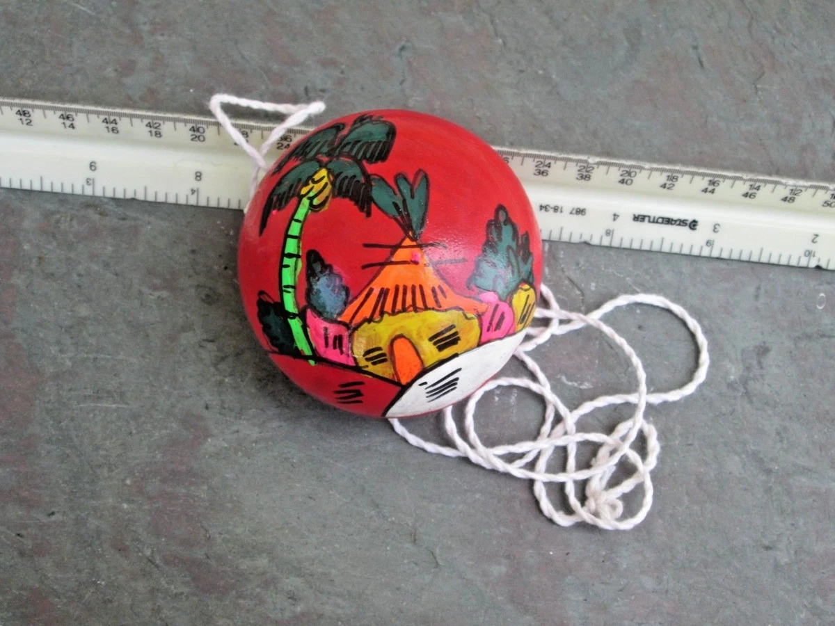 El Salvador YOYO #05 Wooden Crafted Souvenir Toy Yo-Yo Artesanias