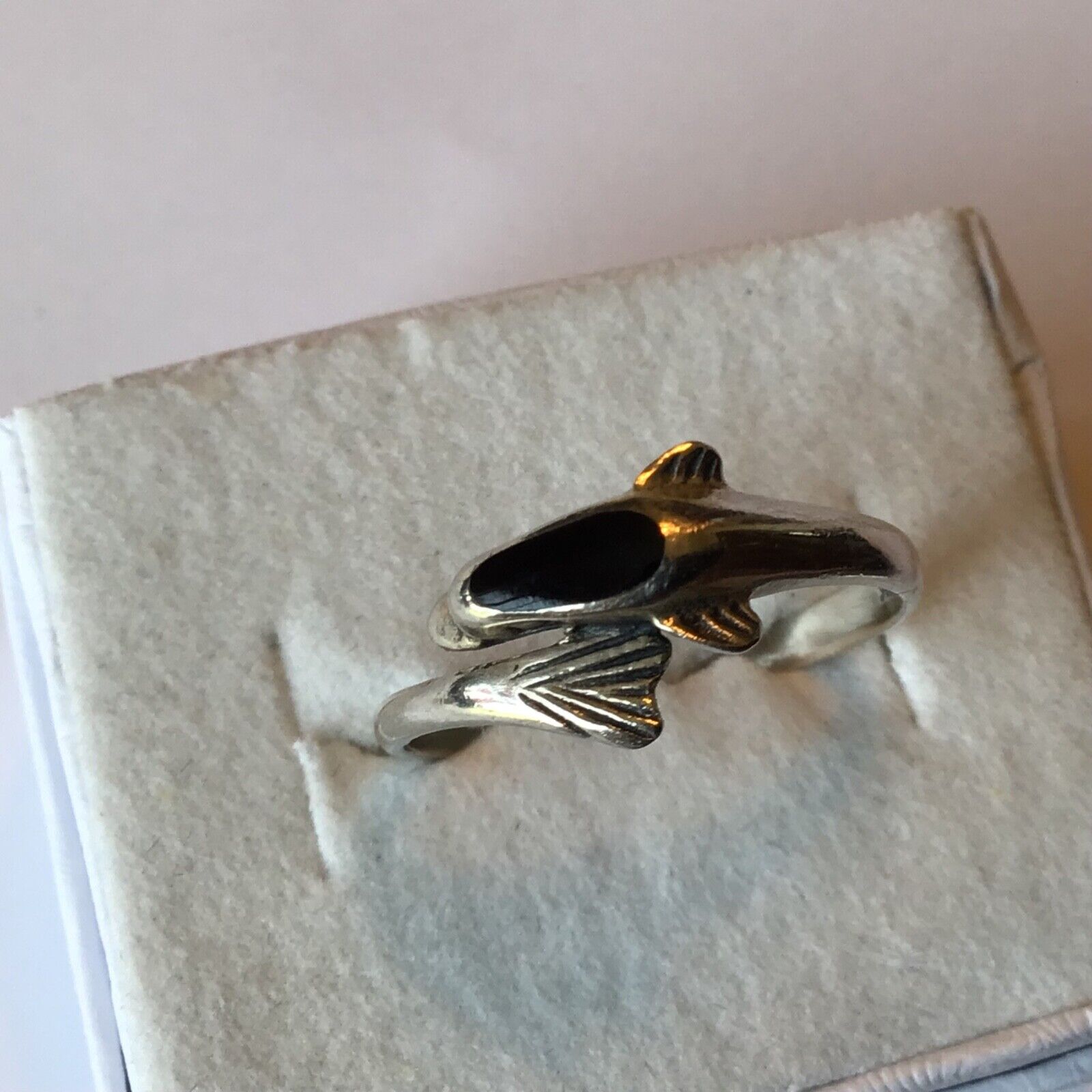 STERLING SILVER BLACK ONYX DOLPHINE RING SIZE 8.75