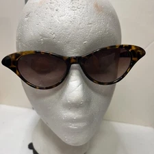 Giselle Cat Eye Sunglasses Dramatic Faux Tortoise Shell 27001