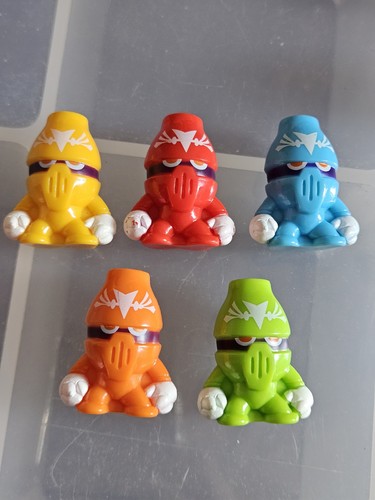 Gogo's Crazy Bones ADVANCE Special Edition Tin, Complete Master Set. 50 Figures. - Picture 7 of 14
