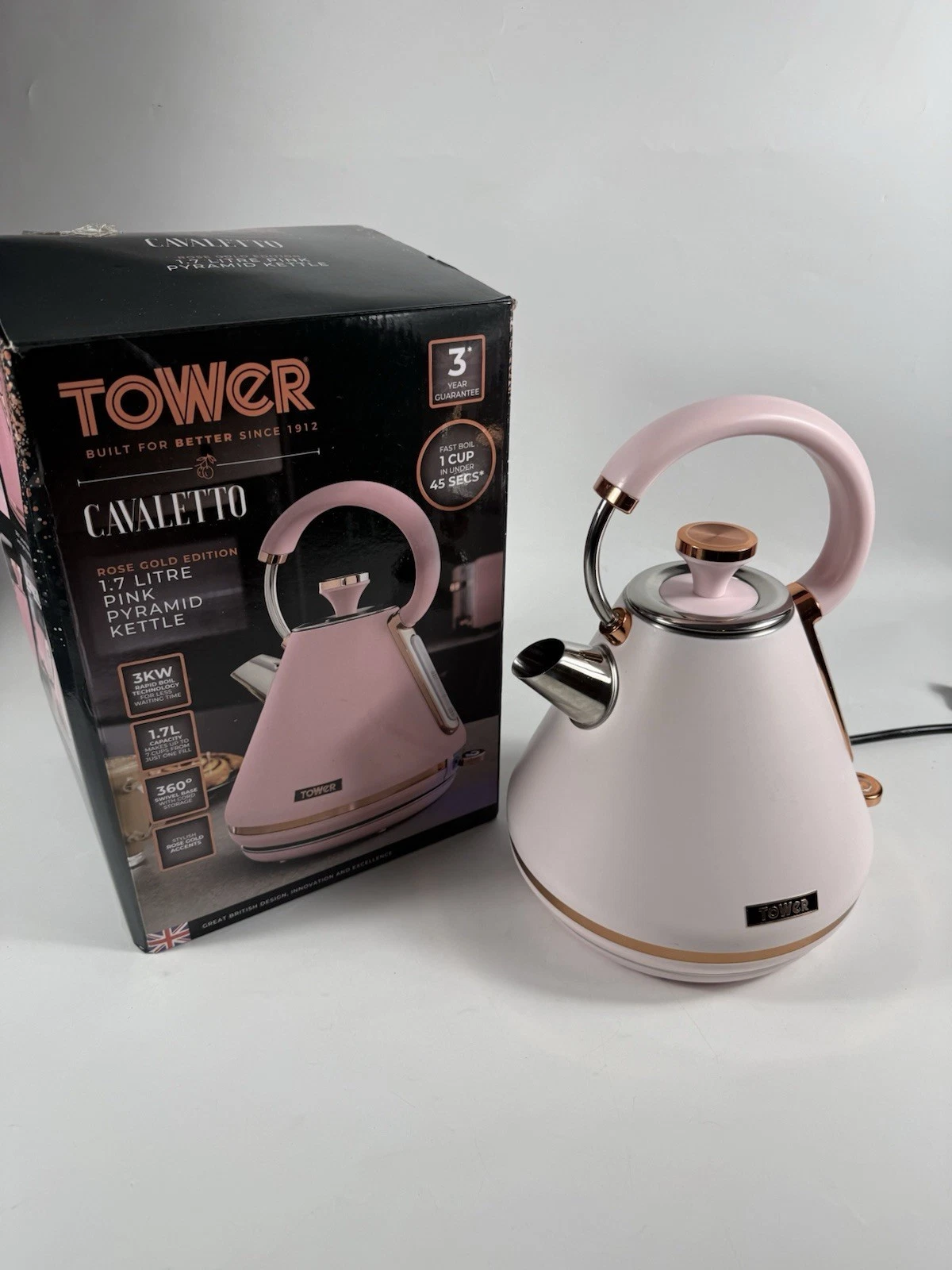 Tower T10044MNB Cavaletto Pyramid Kettle with Fast Boil, Detachable Filter, 1.7