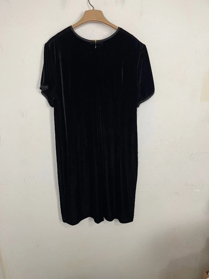 Vestido para mujer John Roberts Petite 18WP negro terciopelo vacaciones fiesta atemporal otoño Foto 3 de 4