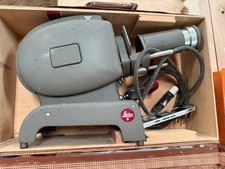 Vintage Leitz Prado 250 Slide Projector Ernst Leitz Wetzlar Germany w/ Case
