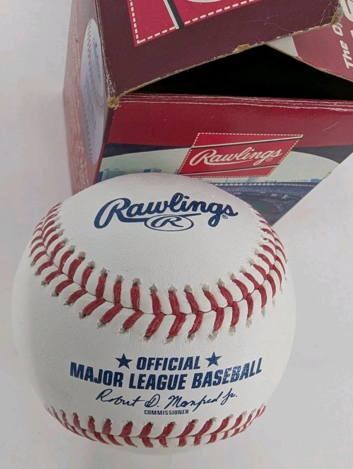 Official MLB Ken Griffey Jr Signed Autographed Baseball W/ HOF 16 Inscription - Image 3 of 4