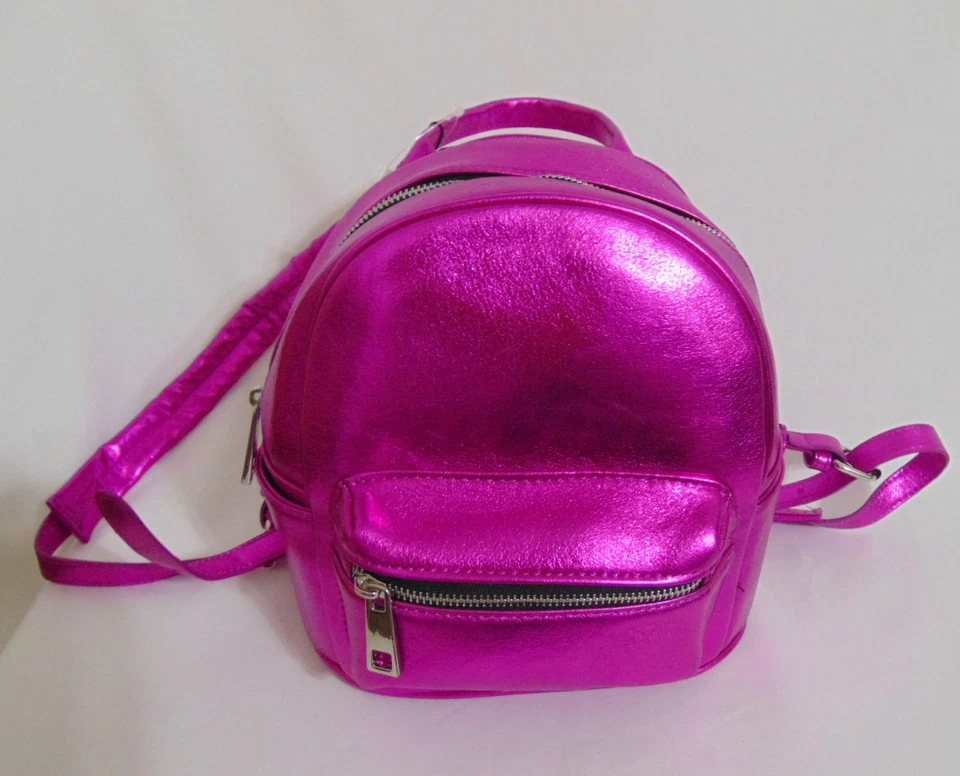 Mini mochila Street Level metálica Fuschia MP403 US$ 60 - Imagem 2 de 4