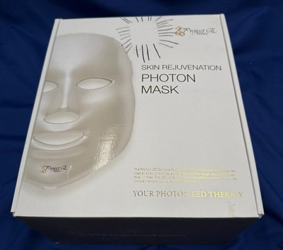 Project E Beauty 7 Color Photon LED Mask PE021 Skin Rejuvenation Therapy Kit Box