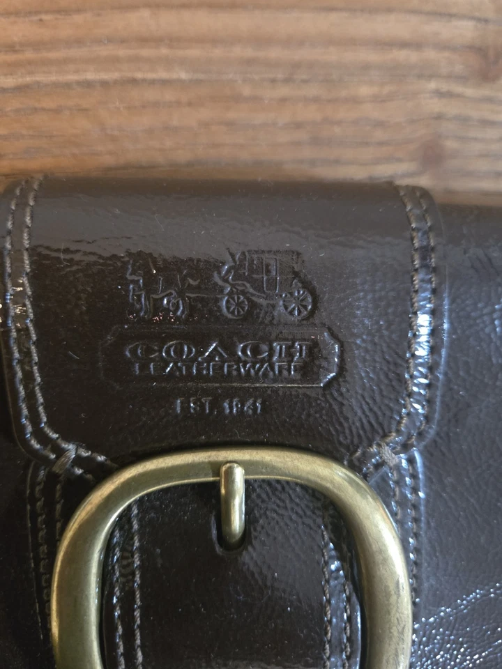 "Coach Bleecker Cartera de charol marrón Muñequera Bolso sin asas Tarjeta de crédito 9""" Foto 4 de 4