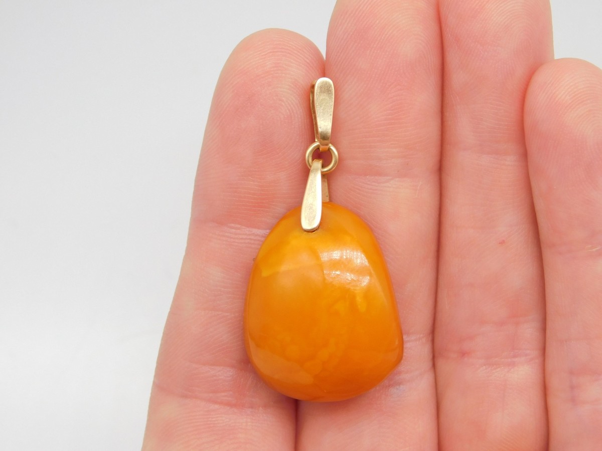 Butterscotch Amber Rectangle Necklace Butterscotch Amber Rectangle Necklace