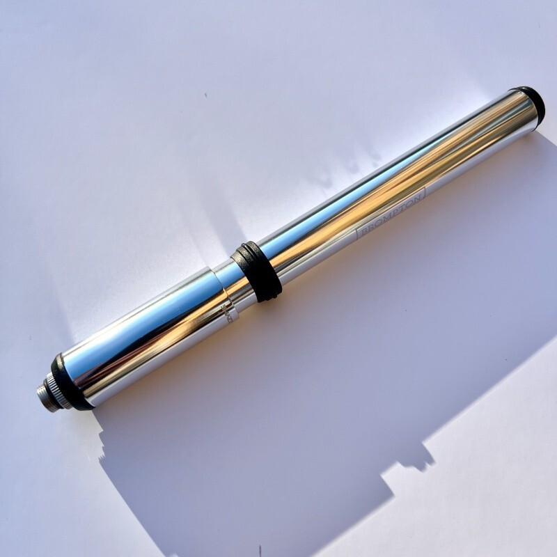 Bomba Brompton Lezyne - Edición Limitada Plateada - Muy Elegante y Elegante - P&P Gratis