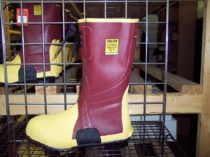 metatarsal mining boots