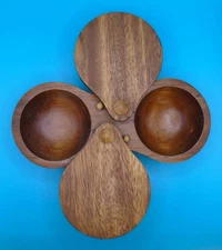 Meritage Dual Wood Salt Pepper Spice Herb Cellar Box Pig Pivot Pin Lids