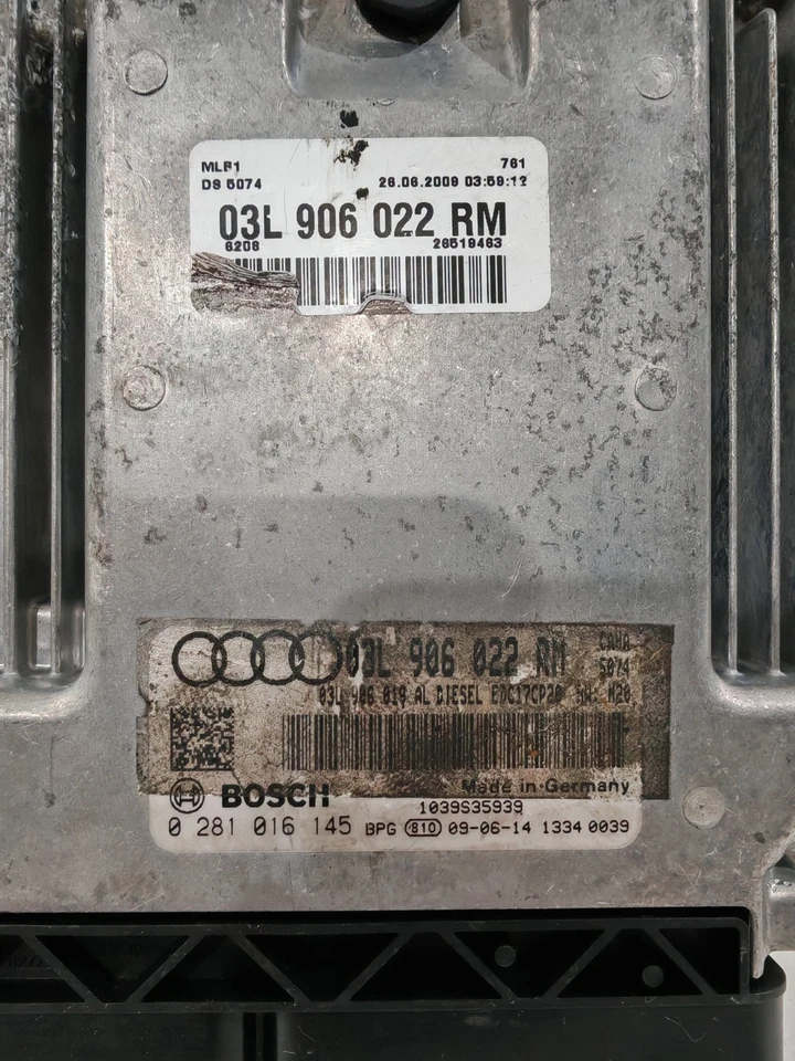 Centralina Motore ECU BOSCH AUDI A4 (B8) / A5 (8T) - 2.0 TDI - 03L 906 022 RM - Immagine 2 di 3