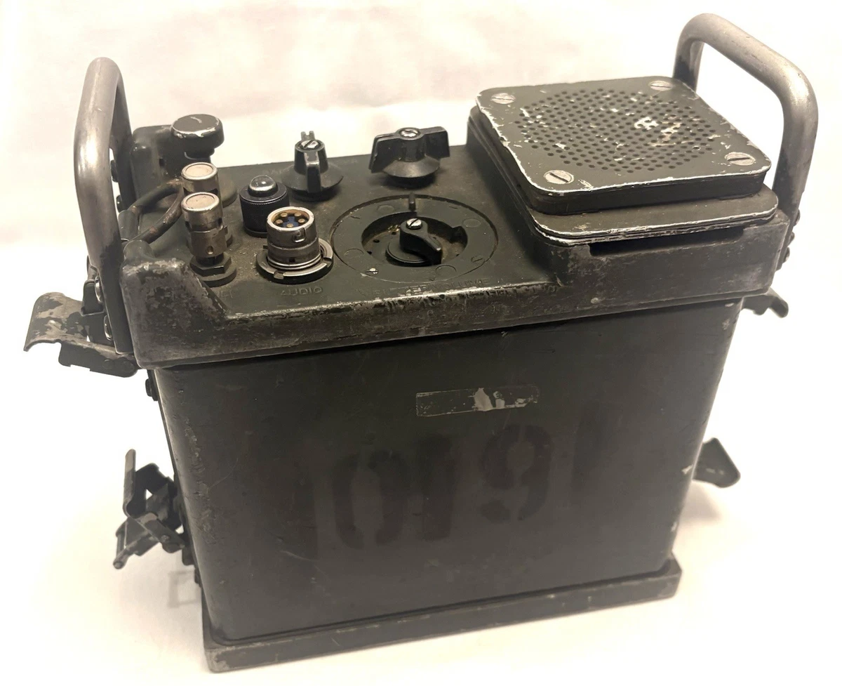 Field Telephone Indiana Original WWII US Field Gear & Equipment