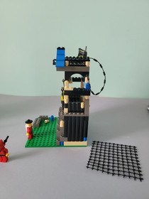 LEGO NINJA Emperor&rsquo;s Stronghold 3053 & Fire Fortress 3052 - 95% Comp with Manual