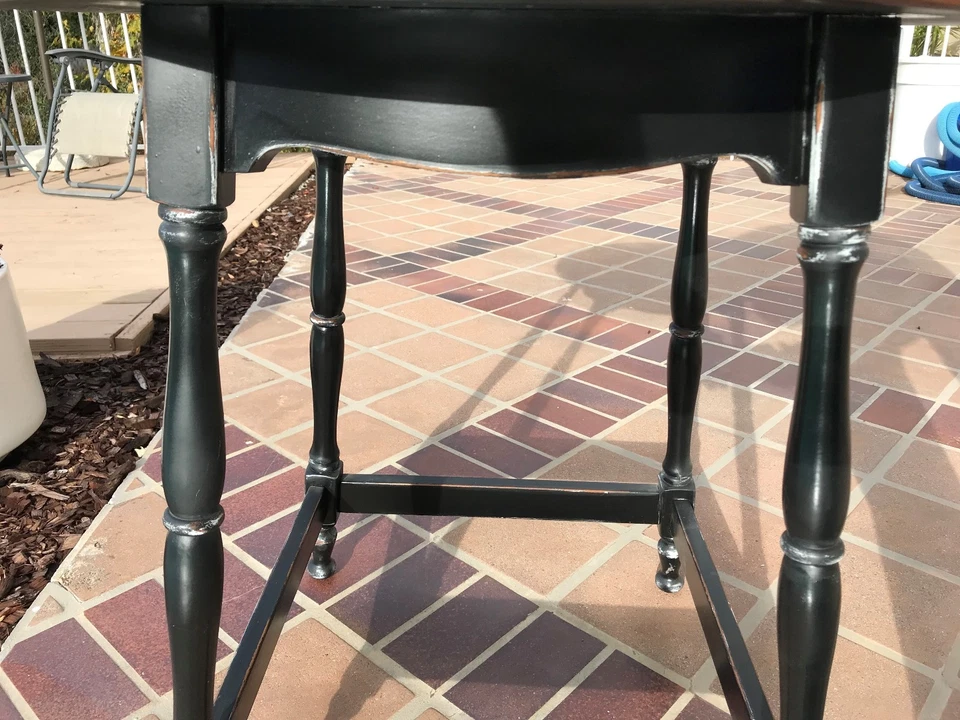 Vintage English Tavern Pub Table - Image 3 of 4