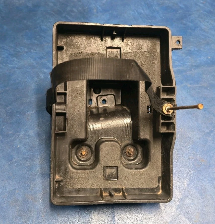 Ford Mustang 2005-2014 montaje en bandeja de batería 4R33-10723-A OEM Foto 3 de 4