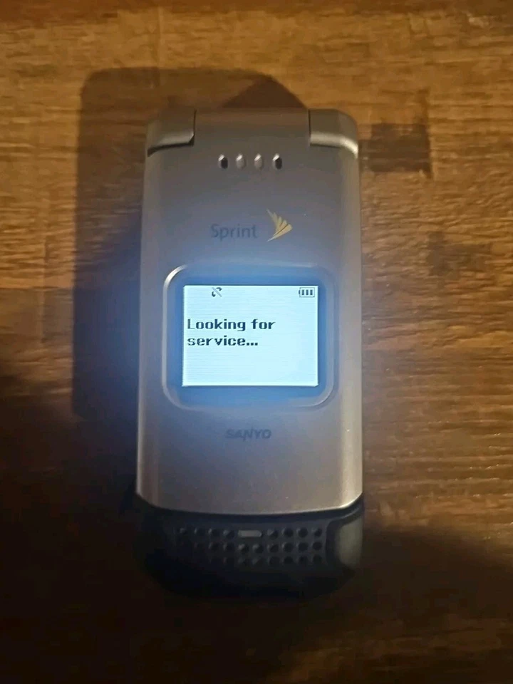 SANYO Pro 200 - Not Specified - Silver (Unlocked Sprint Nextel) - Image 2 of 3