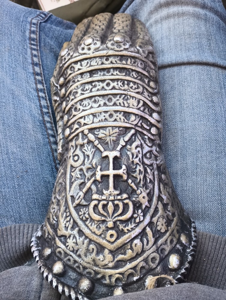 Medieval Glove