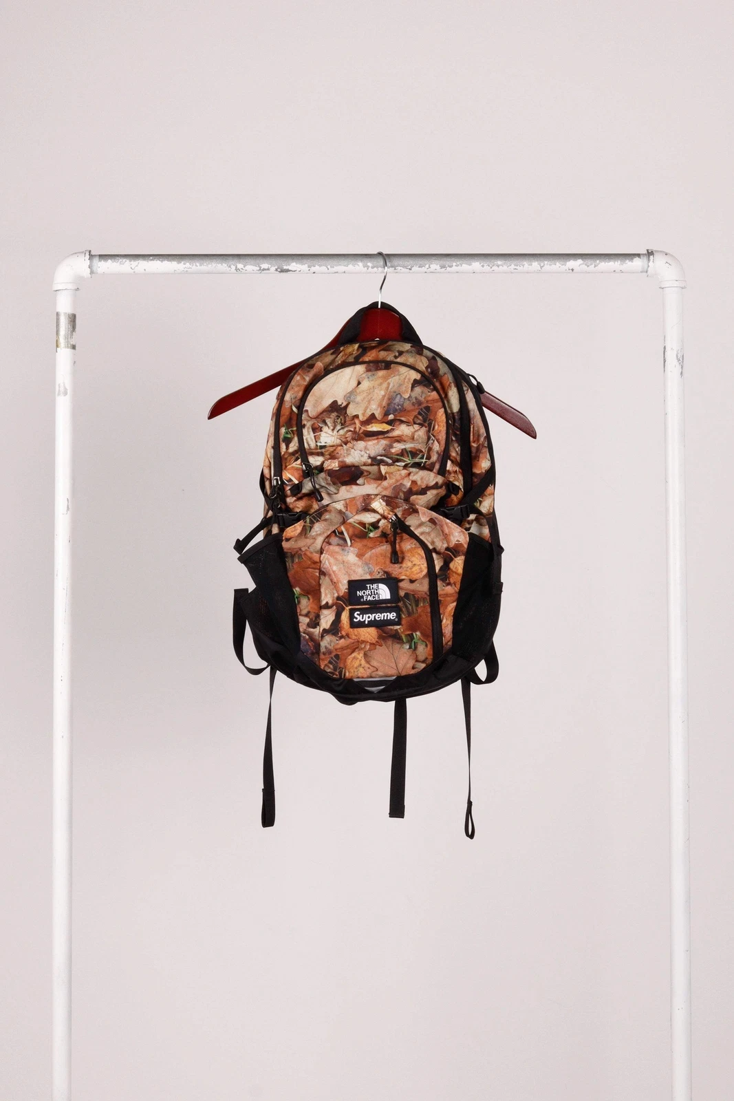 Sac à dos Supreme x The North Face FW16 « Pocono » feuilles (2016)