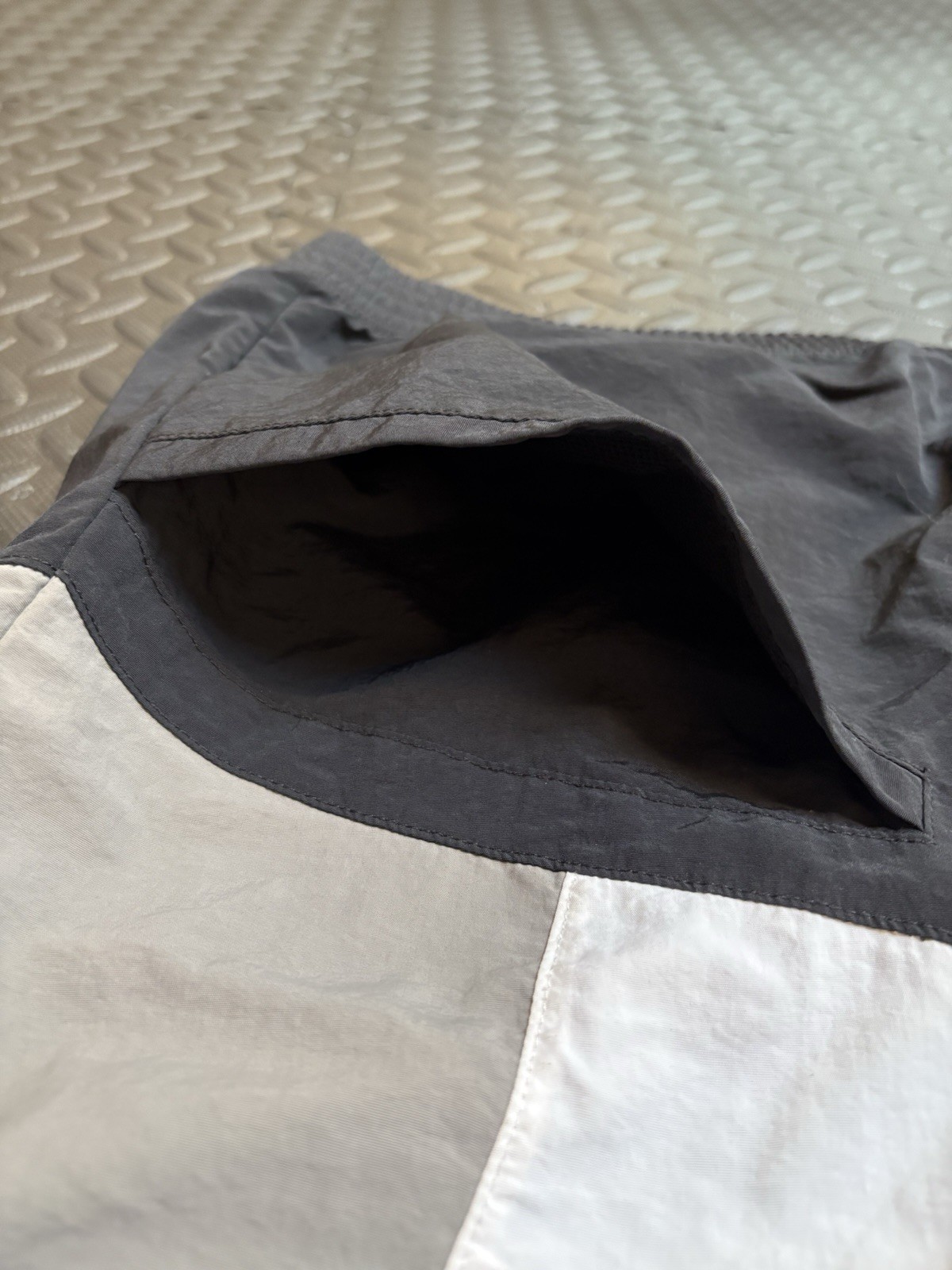 Champion Reverse Weave Track Jacket Wind Breaker … - image 10