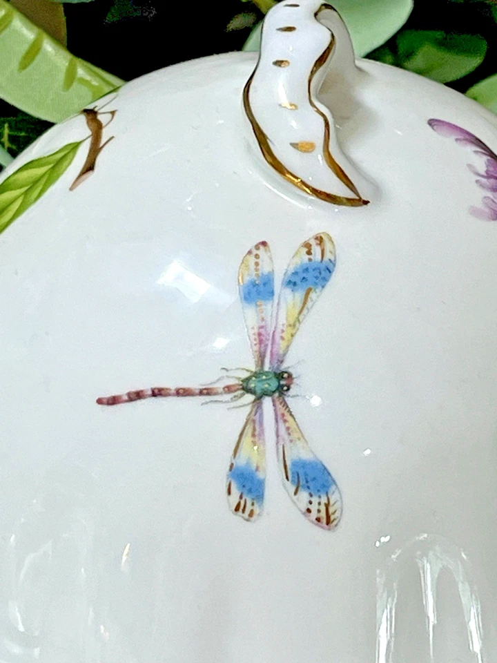 Plato cubierto de mantequilla/queso I. Godinger & Co. Jardín mariposas abejas vides Foto 4 de 4