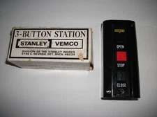 New Stanley 3 Button Pushbutton Station With Timer Discontinued model 320-642
