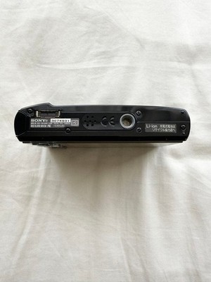 Sony Cyber-shot DSC-T30 Digital Camera 7MP with 1GB Memory Card