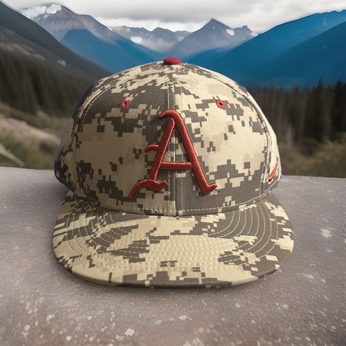 Nike Dri-Fit Team Issue Arkanas Razorbacks Dri-Fit Digital Camo Mütze Kappe 8