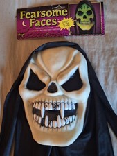 Vintage Tagged 90s Fun World Fearsome Faces Scream Mask "Vamp Skull"