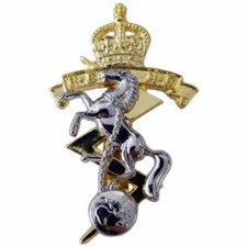 REME Beret Cap Badge - Kings Crown - ROYAL ELECTRICAL MECHANICAL ENGINEERS Army