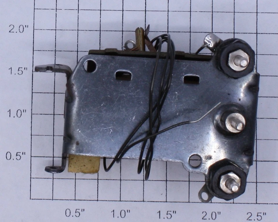 Lionel 711-213 O22 Switch Track Motor Coil Assembly - Image 2 of 2