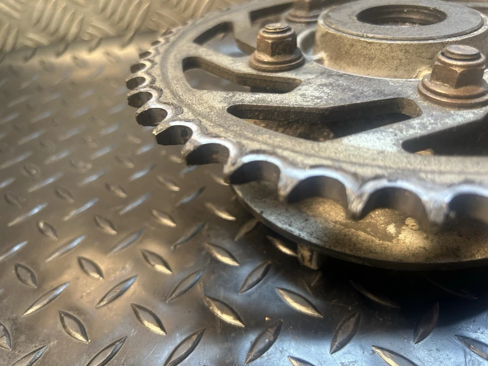 Piñón trasero Suzuki SV650 S y portador de transmisión SV650S SV 650 99-02 Foto 4 de 4