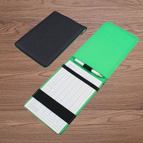 Elegantes schwarz gr��nes Leder f��r Golf f��r Scorekartenbuch mit Bleistiftaufb