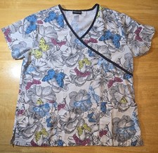 Scrub Studio Top, MEDIUM, Butterflies Flowers print