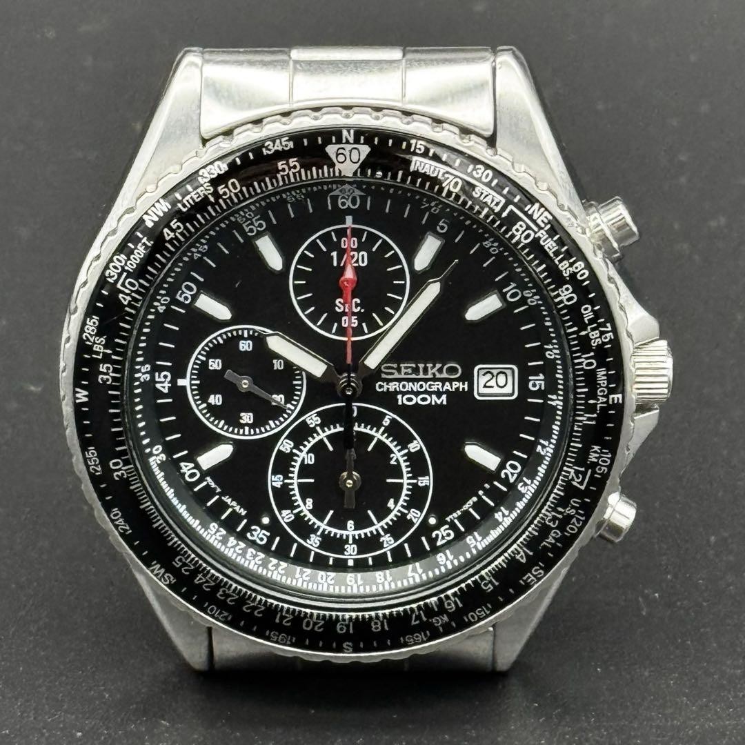 Seiko Mens Chronograph Watch with Black Dial and Stainless Steel Band