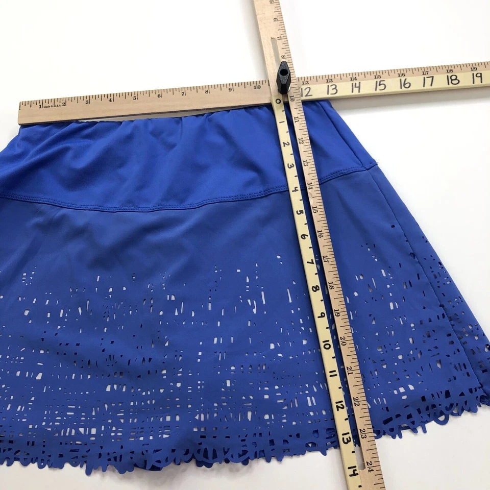 Saia de tênis Lucky In Love pequena (encaixe 26 polegadas) dois tons nylon golfe shorts 3" - Imagem 2 de 4