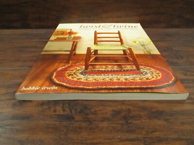 Twist and Twine : 18 Ideas for Rag Rugs and Home Decor Paperback