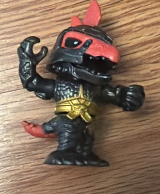 TREASURE X DINO GOLD HUNTERS Black   Dinosaur Mini Small Action Figure