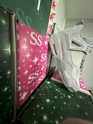 Size 8.5 - Jordan 4 Retro x KAWS Cool Grey 2017