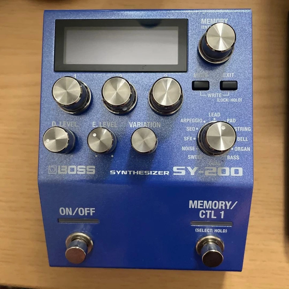 Synthétiseur guitare électrique Boss SY-200 effets - Photo 1/1