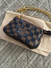 Mini Pochette Damier Ebene In Rare Blue Sequi...