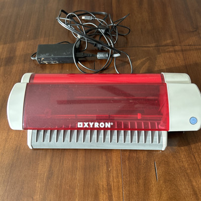 XYRON Wishblade Powerful Compact PC /MAC Tech Friendly Craft Die Cutter Machine