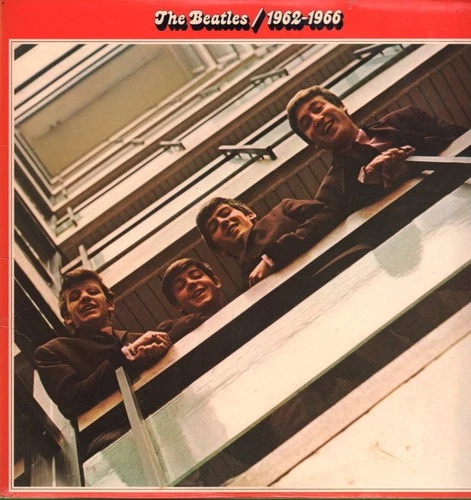 Beatles 1962-1966 double LP vinyl UK Apple 1973 in laminated gatefold sleeve