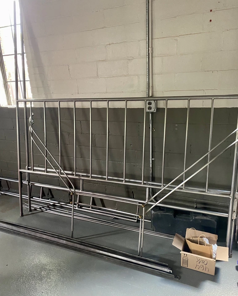 Frame -King Size Bed Champagne Canopy Metal/Brass Knobs - - Image 4 of 4