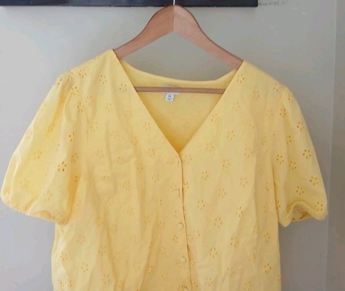 J. Crew Eyelet Button Front Top Size XL Yellow Romantic Cottagecore Cotton BQ034 - Picture 2 of 9