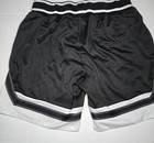 Foto 19 di 22