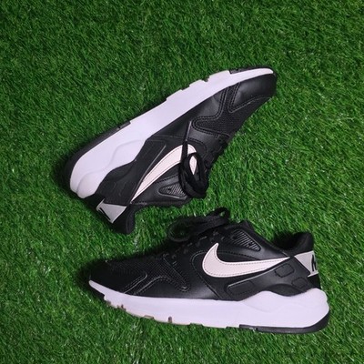 Nike LD Victory (GS) Black and White - Size 3.5Y